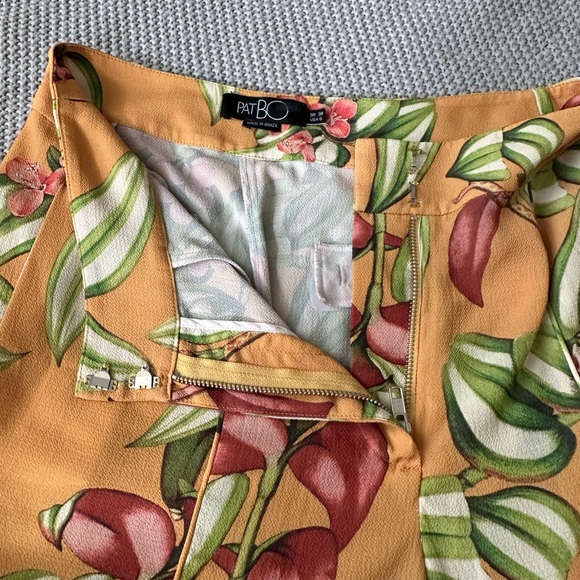 PatBO Zebrina Print Ruffle Hem Shorts Size 6 - Picture 9 of 13